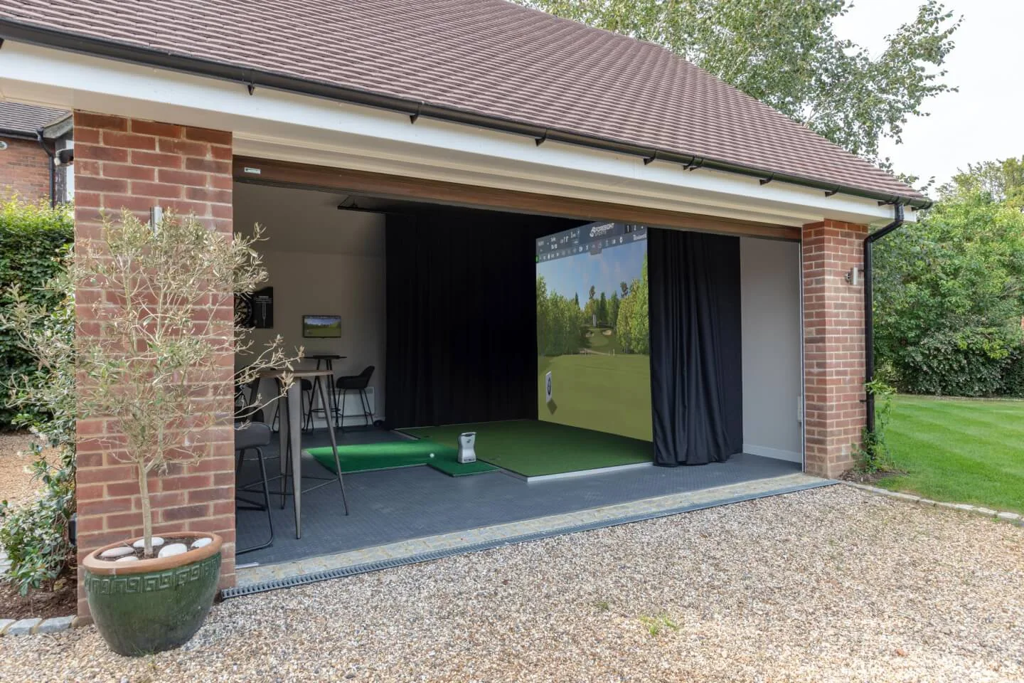 Garage conversion simulator 8 Pro Sim External 4
