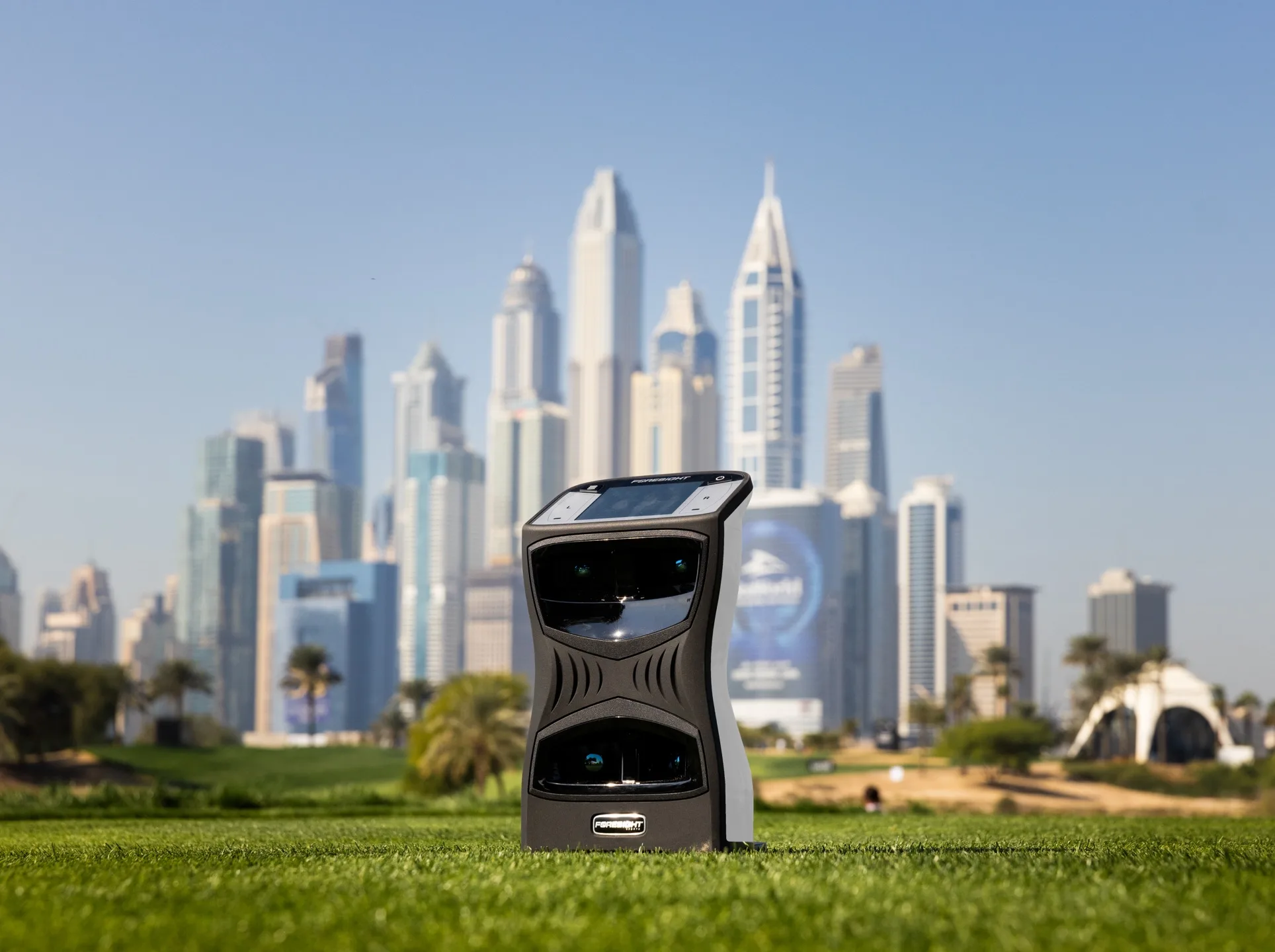 QuadMAX White 01 jpg