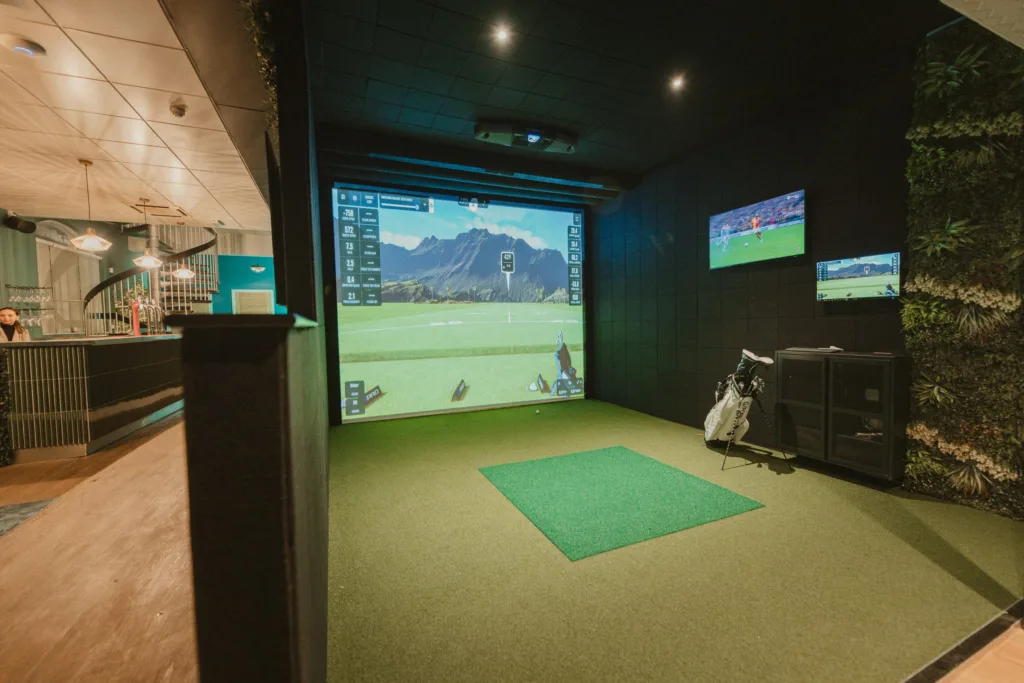 Compressed fibre tiles give the simulator bay a refined, high-quality finish.