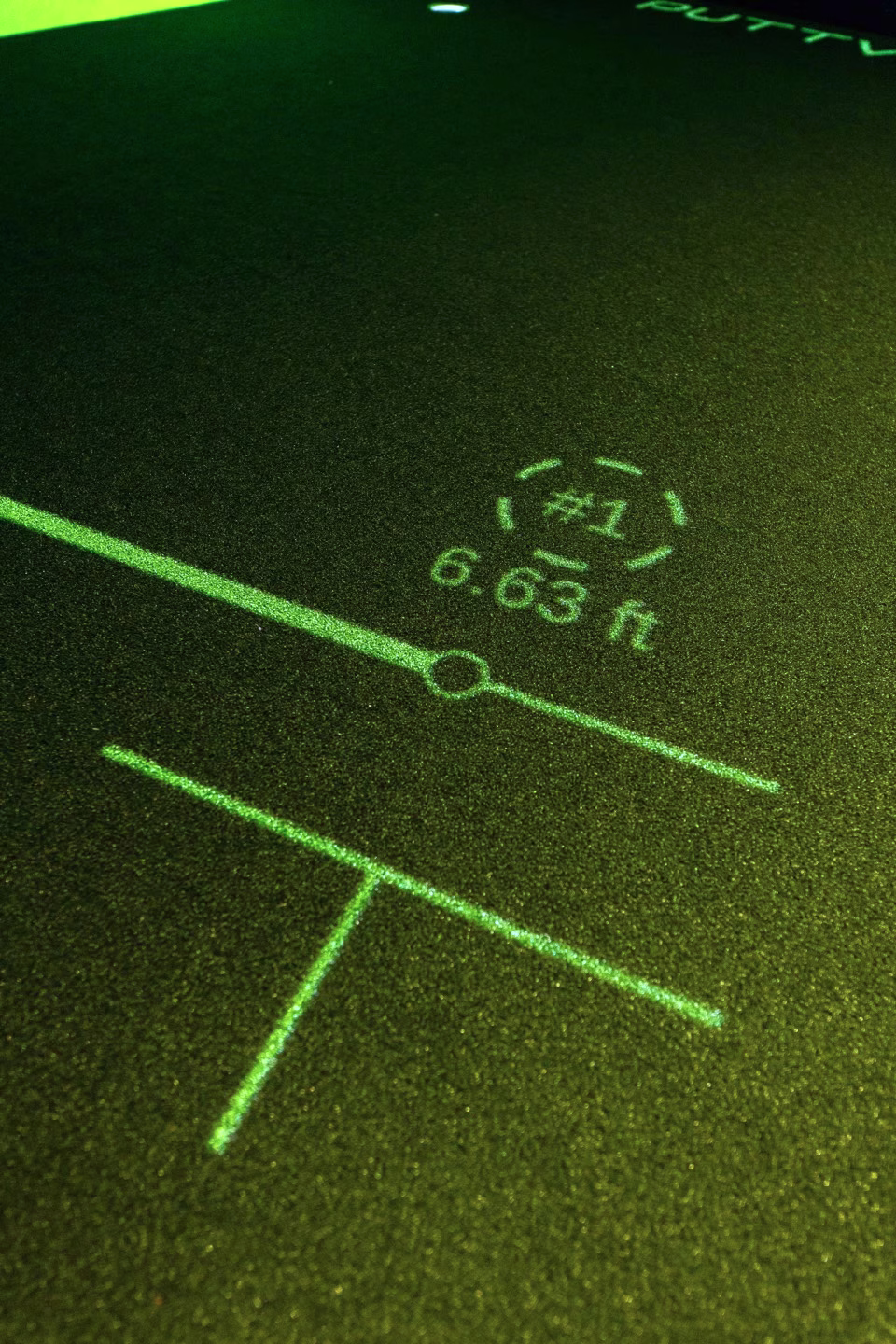 Break lines and distance, read in real time on the green