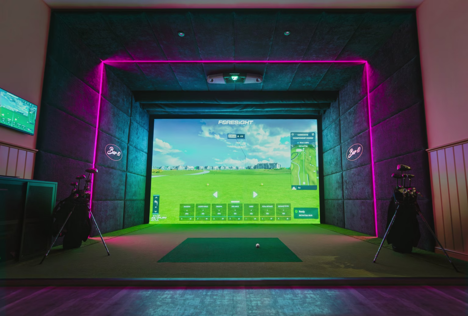 A clean, open hitting area